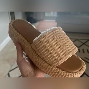 Women's Tan Woven Slide Sandals, size 8
